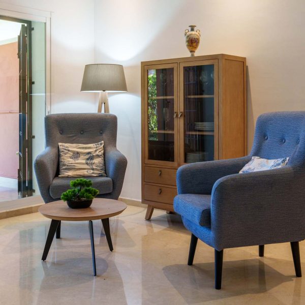 Luxury ground floor apartment with private garden in the New Golden Mile (6)